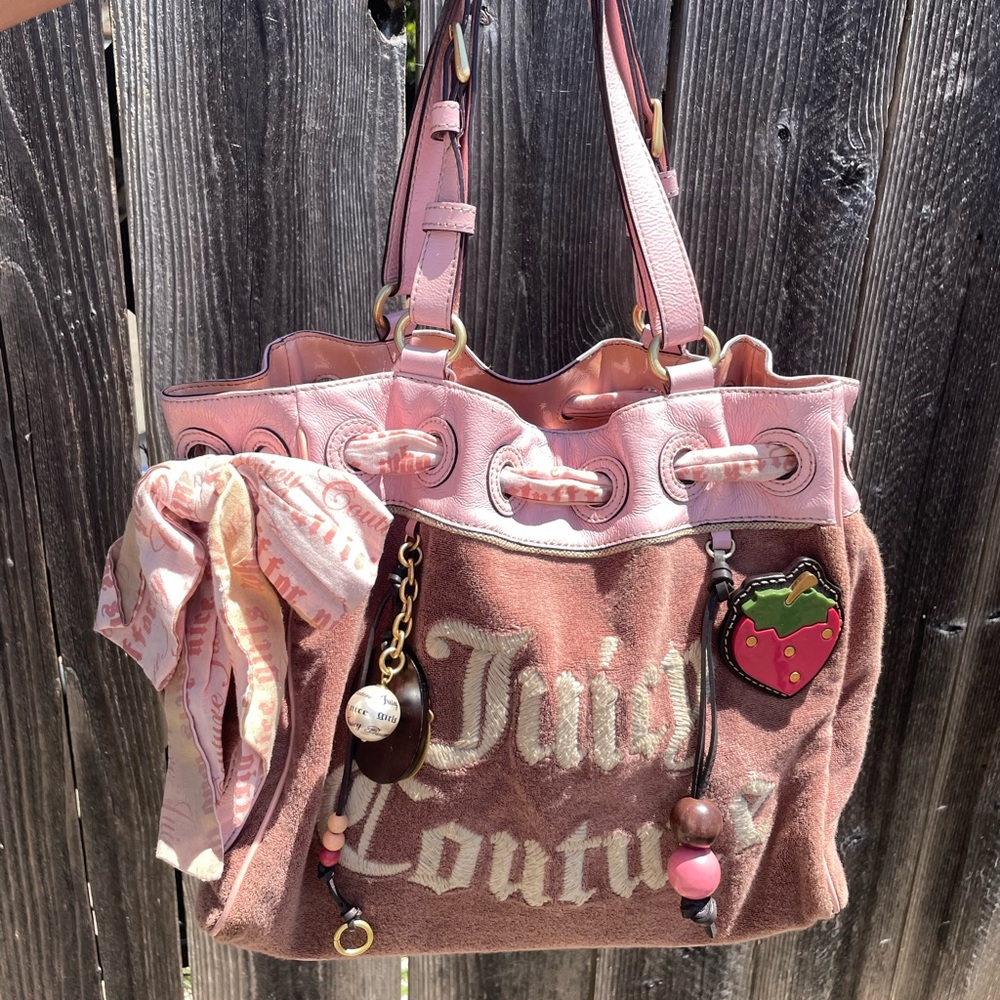 Sold - Strawberry Fields Juicy Couture Day Dreamer